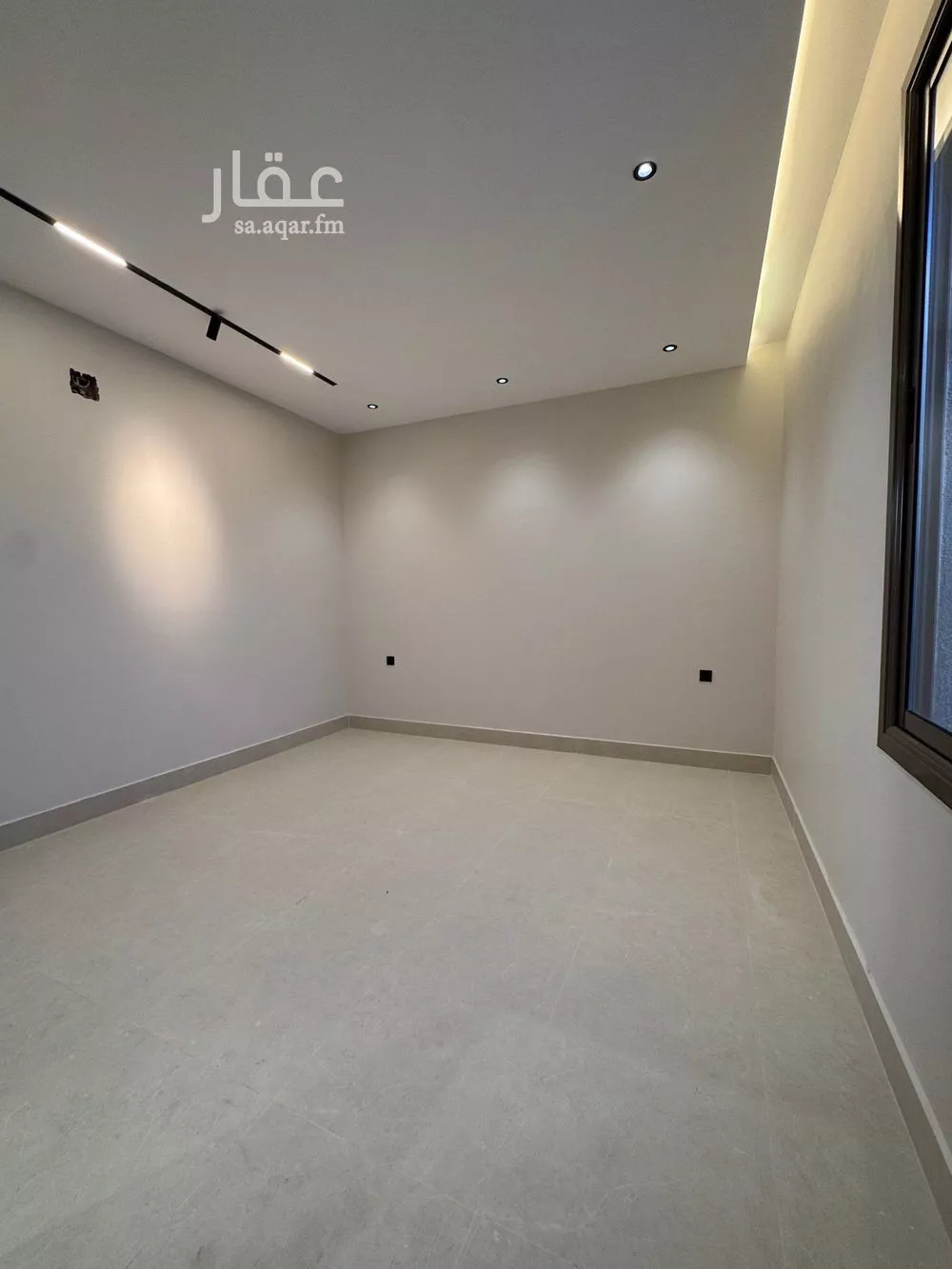 فيلا 5 غرف في ظهرة لبن 21