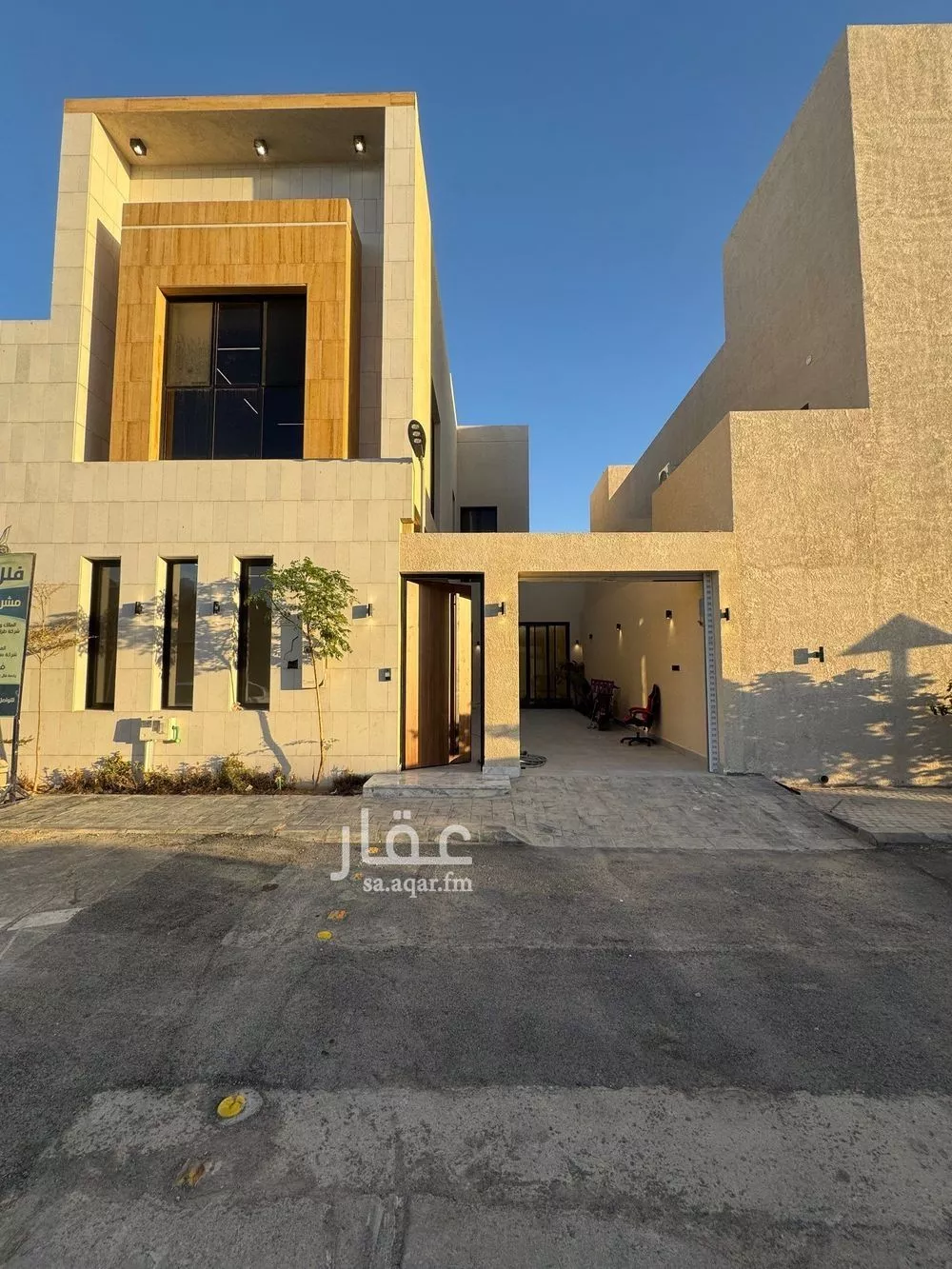 5 bedroom villa in Dhahrat Laban 2