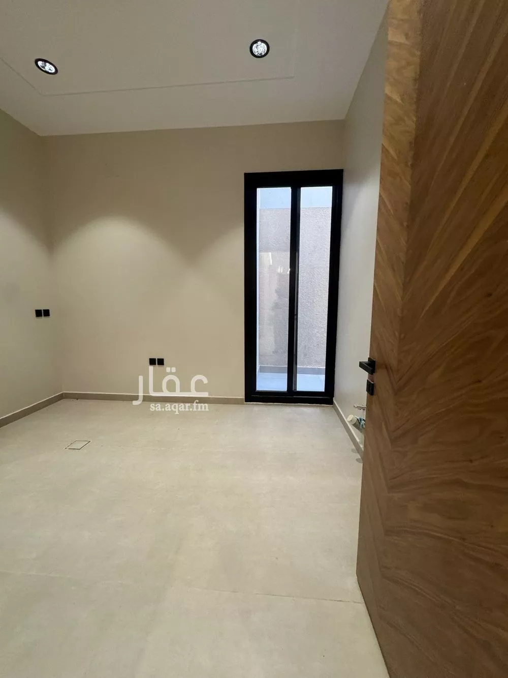 5 bedroom villa in Dhahrat Laban 12