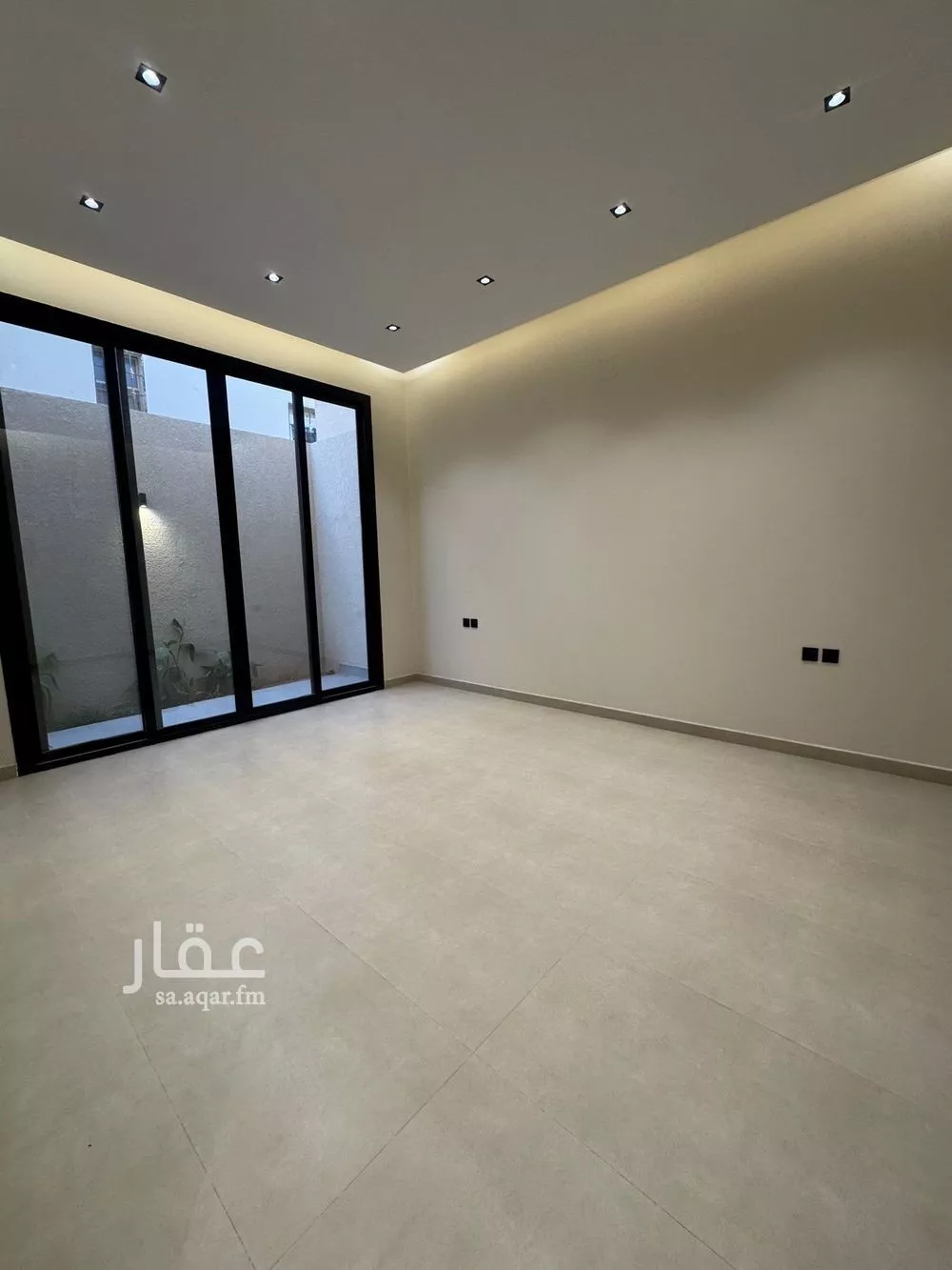 5 bedroom villa in Dhahrat Laban 13