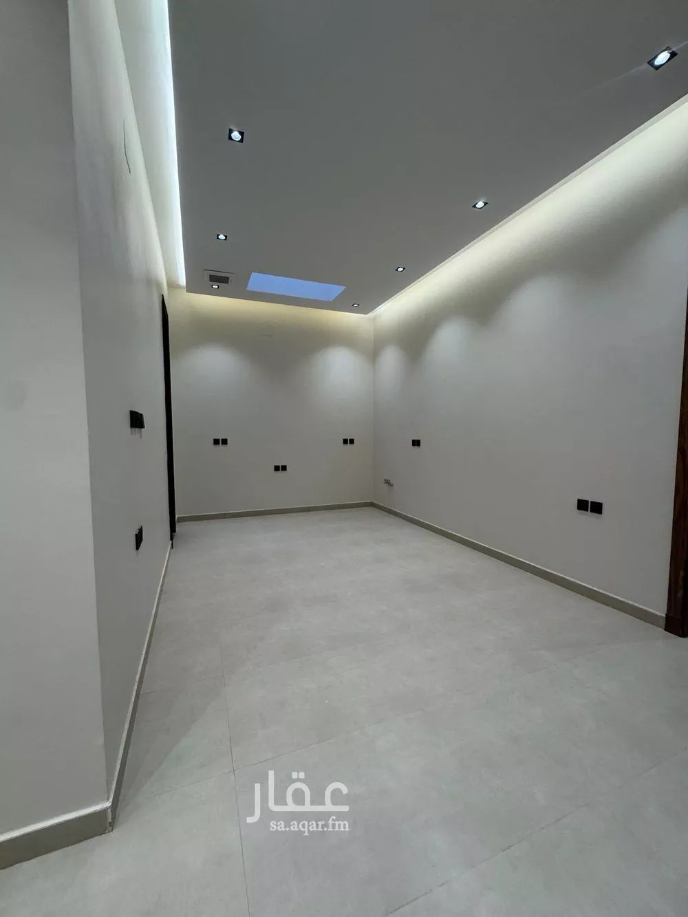 5 bedroom villa in Dhahrat Laban 14