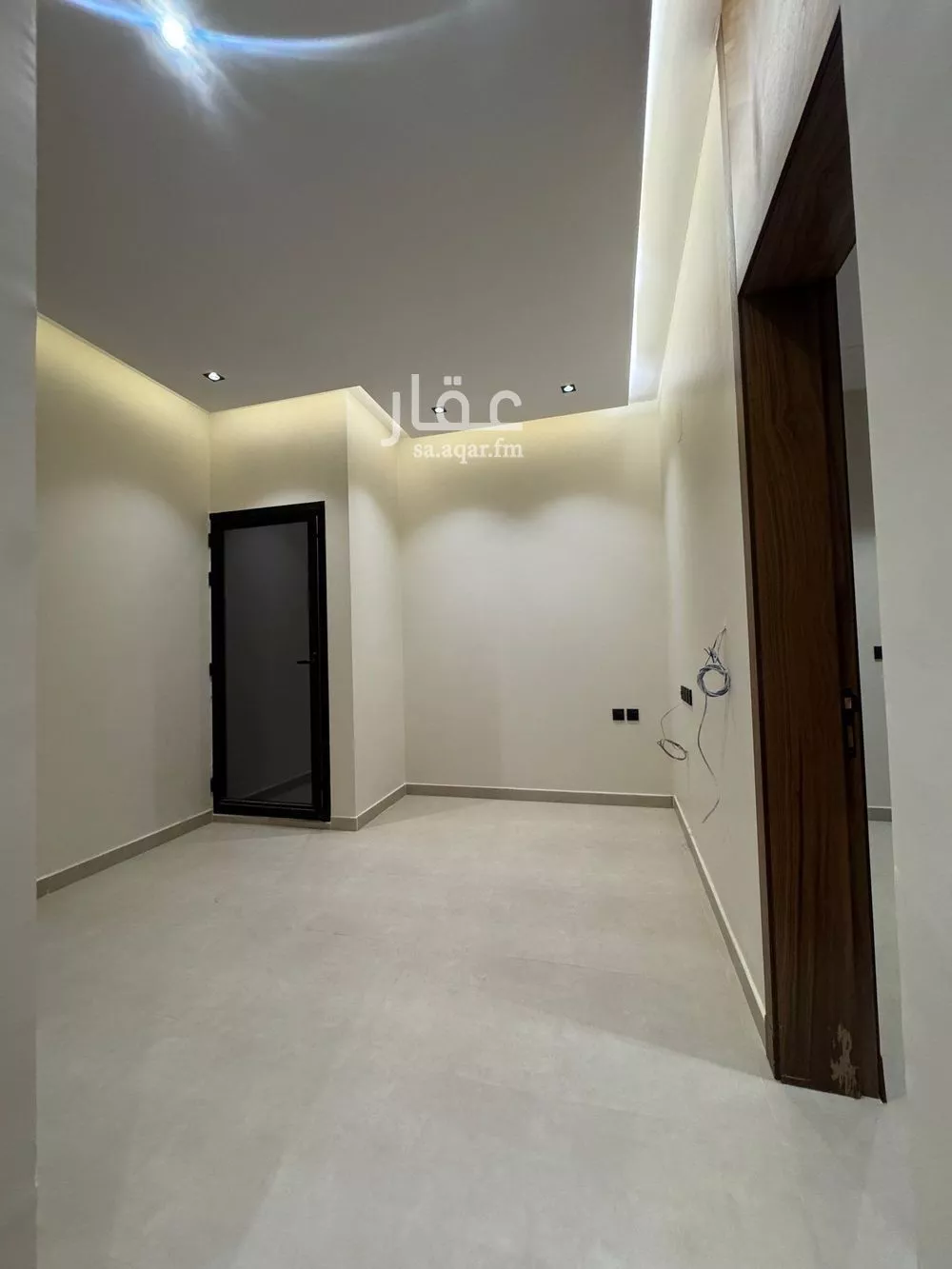 5 bedroom villa in Dhahrat Laban 15