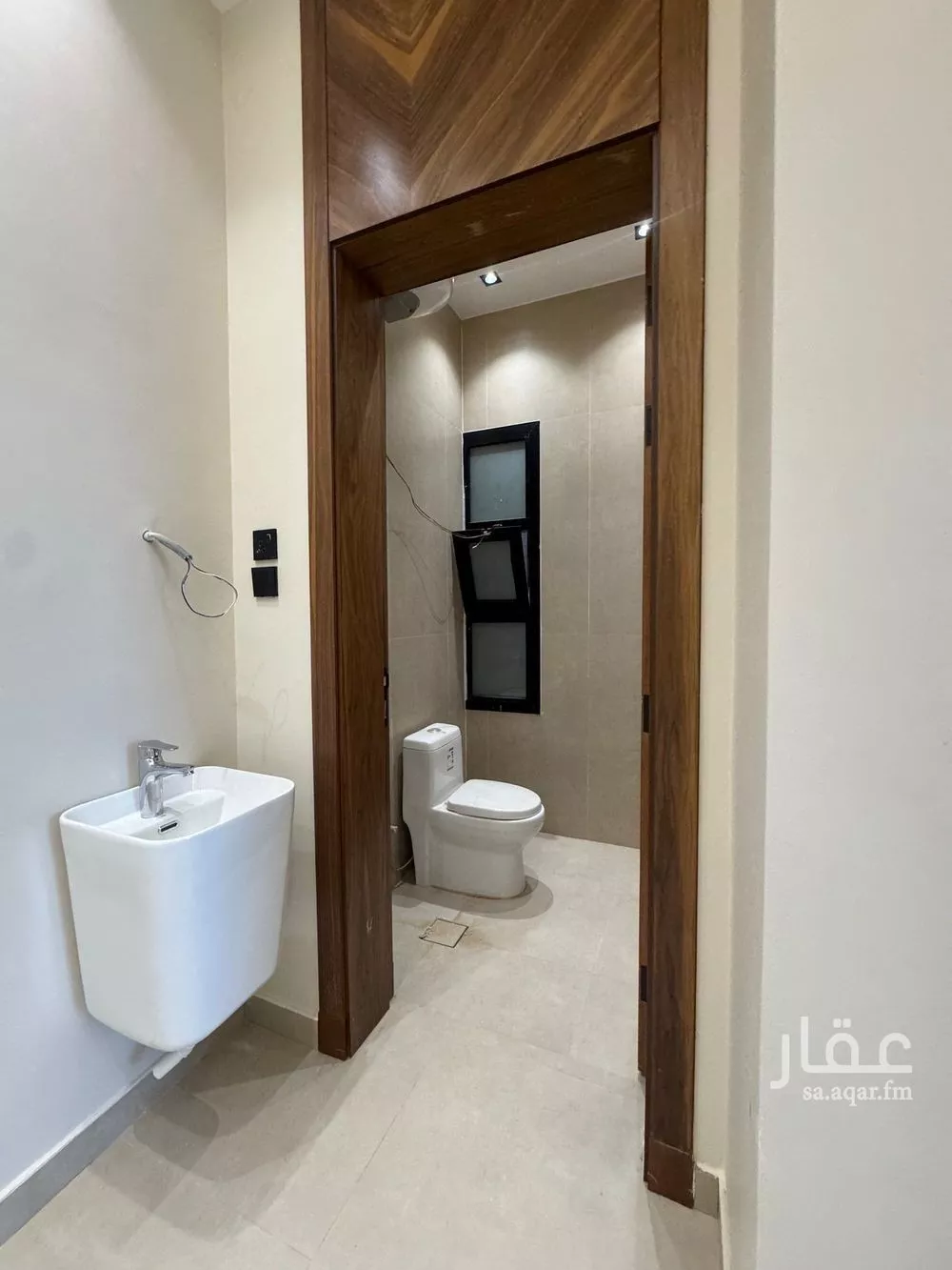 5 bedroom villa in Dhahrat Laban 16