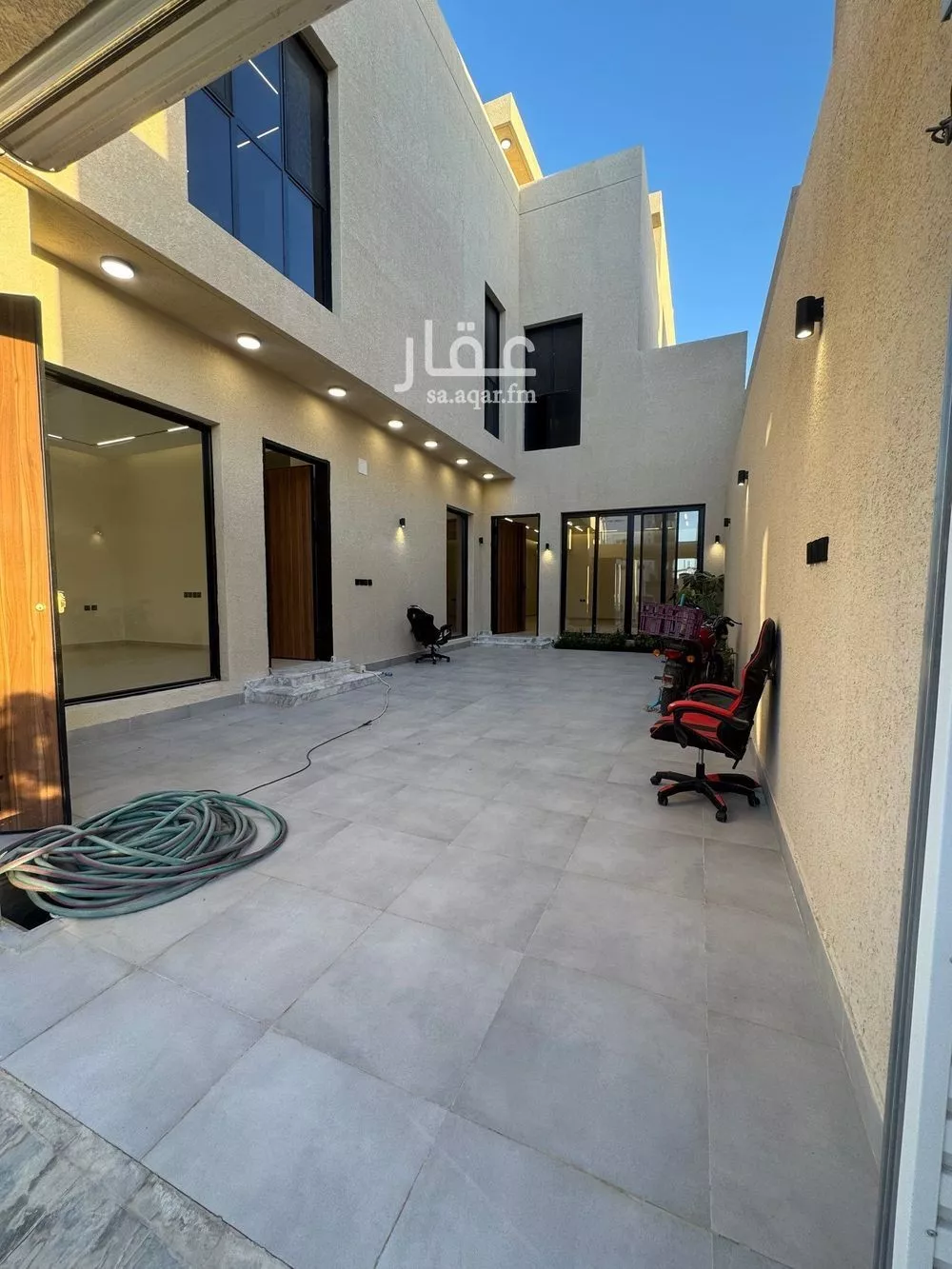 5 bedroom villa in Dhahrat Laban 3