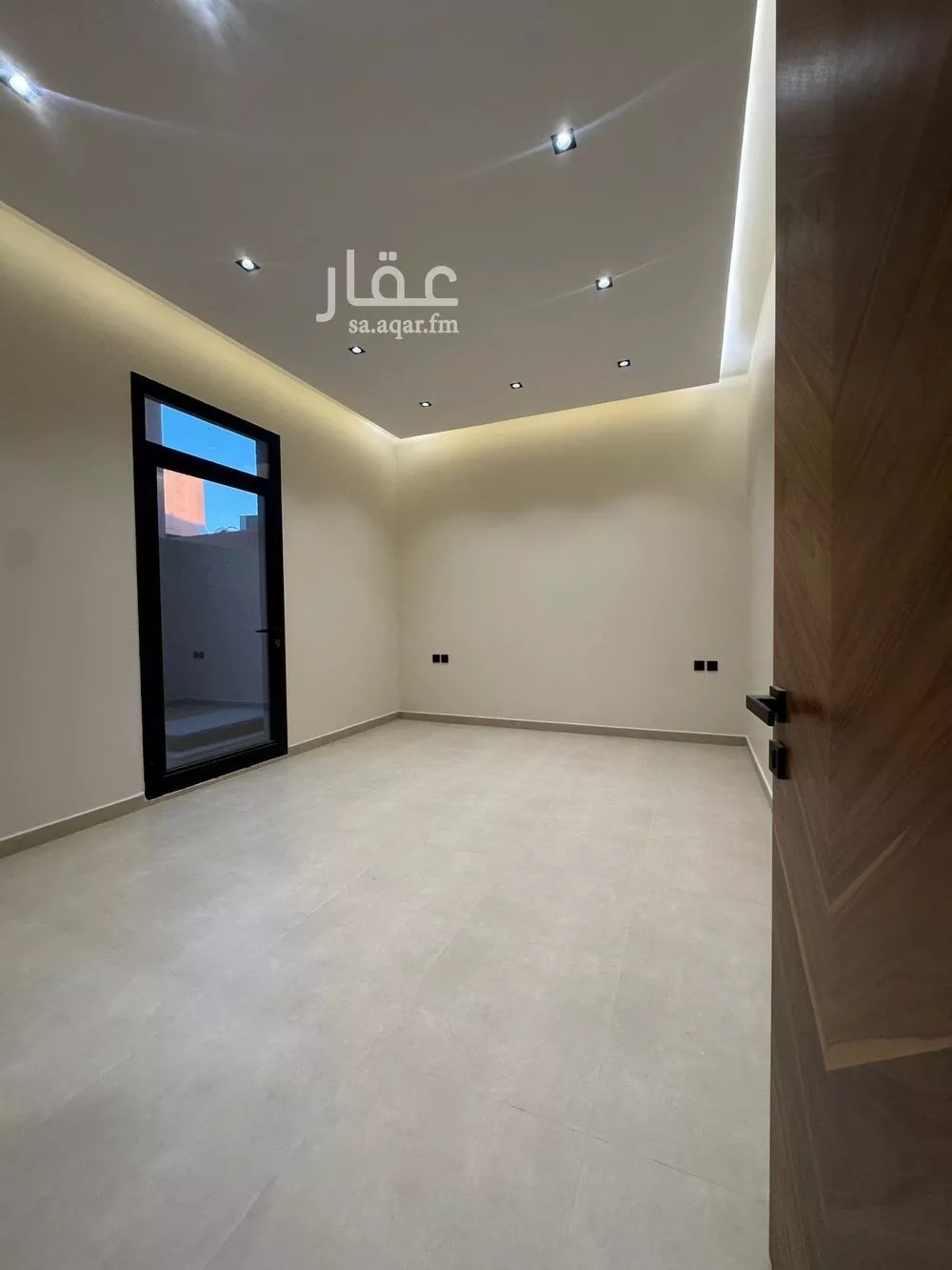 5 bedroom villa in Dhahrat Laban 25