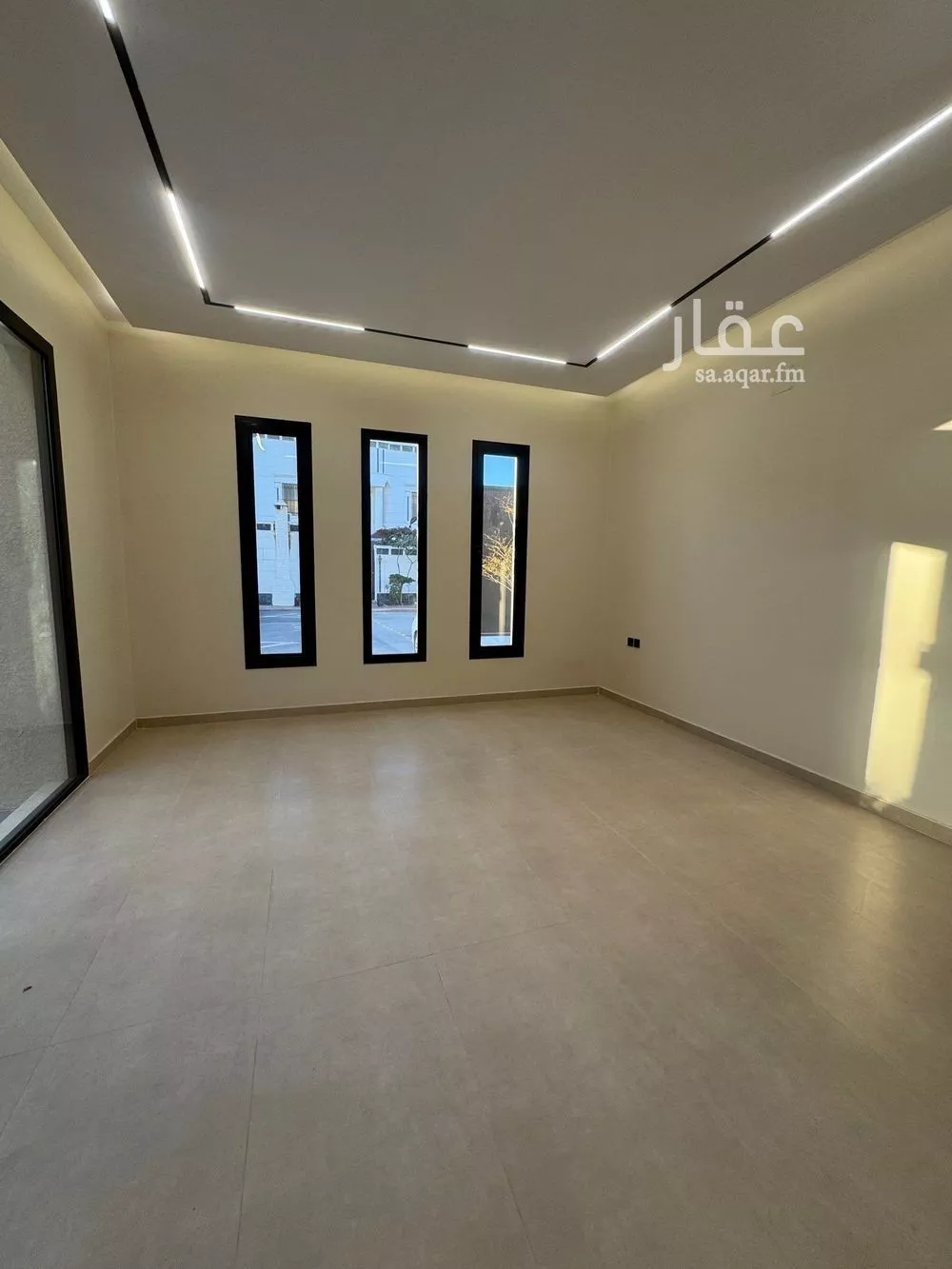5 bedroom villa in Dhahrat Laban 4