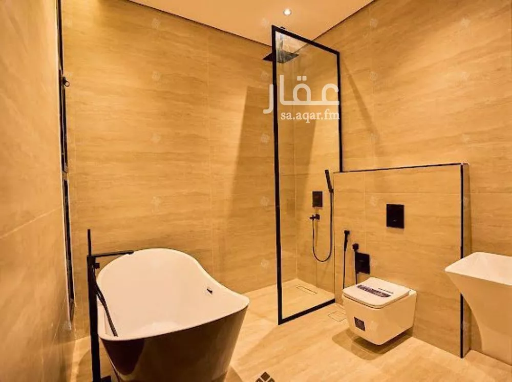 3 bedroom villa in Al Mahdiyyah 4