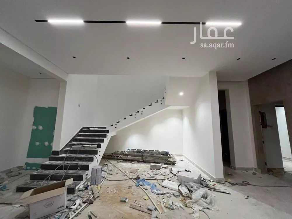 6 bedroom villa in Al Mahdiyyah 28