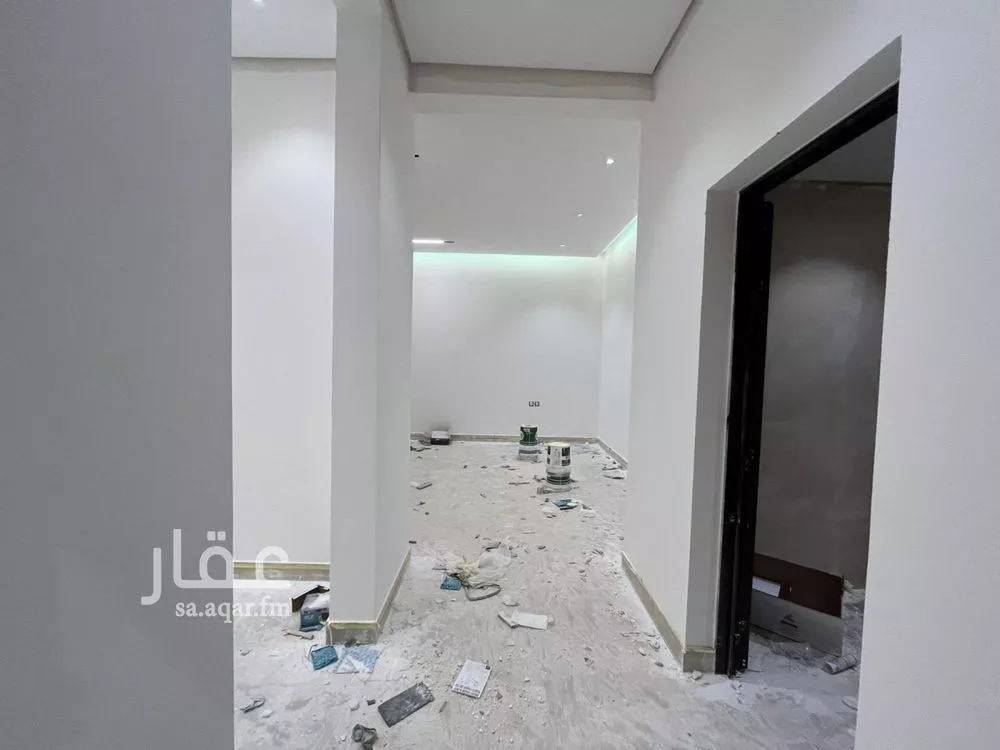 6 bedroom villa in Al Mahdiyyah 10