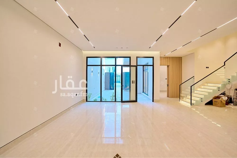 5 bedroom villa in Al Mahdiyyah 28
