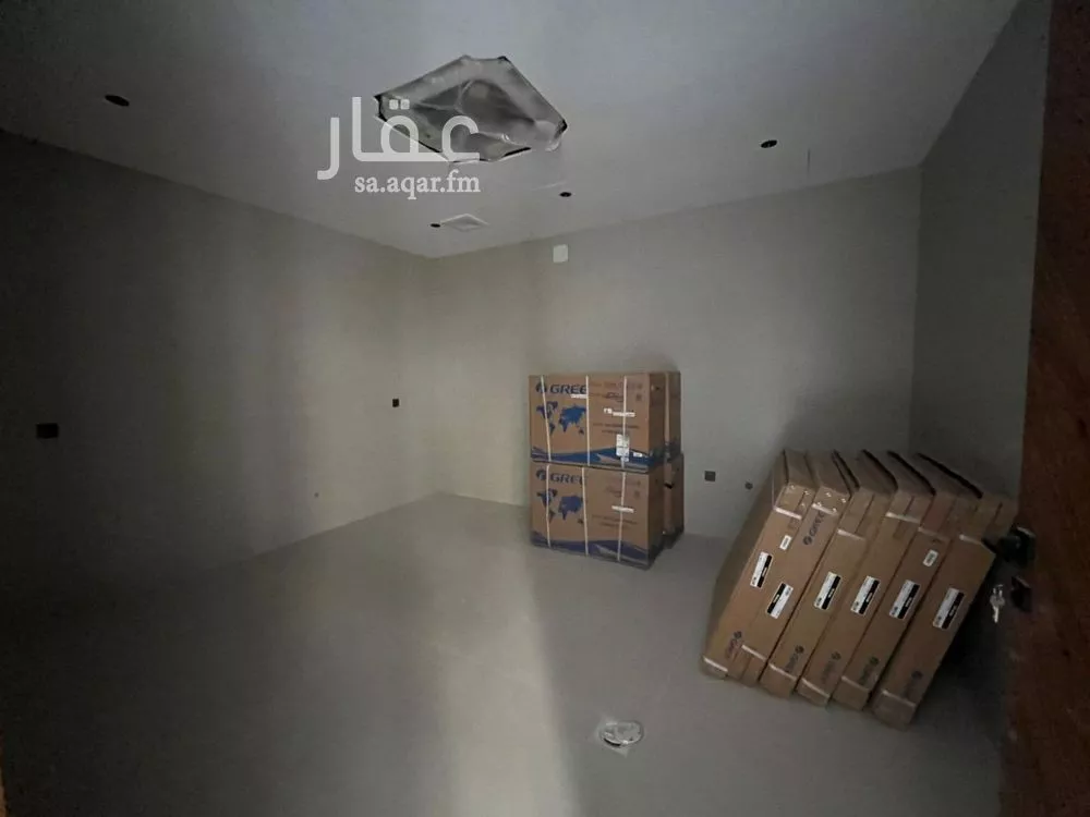 فيلا 4 غرف في المهدية 6