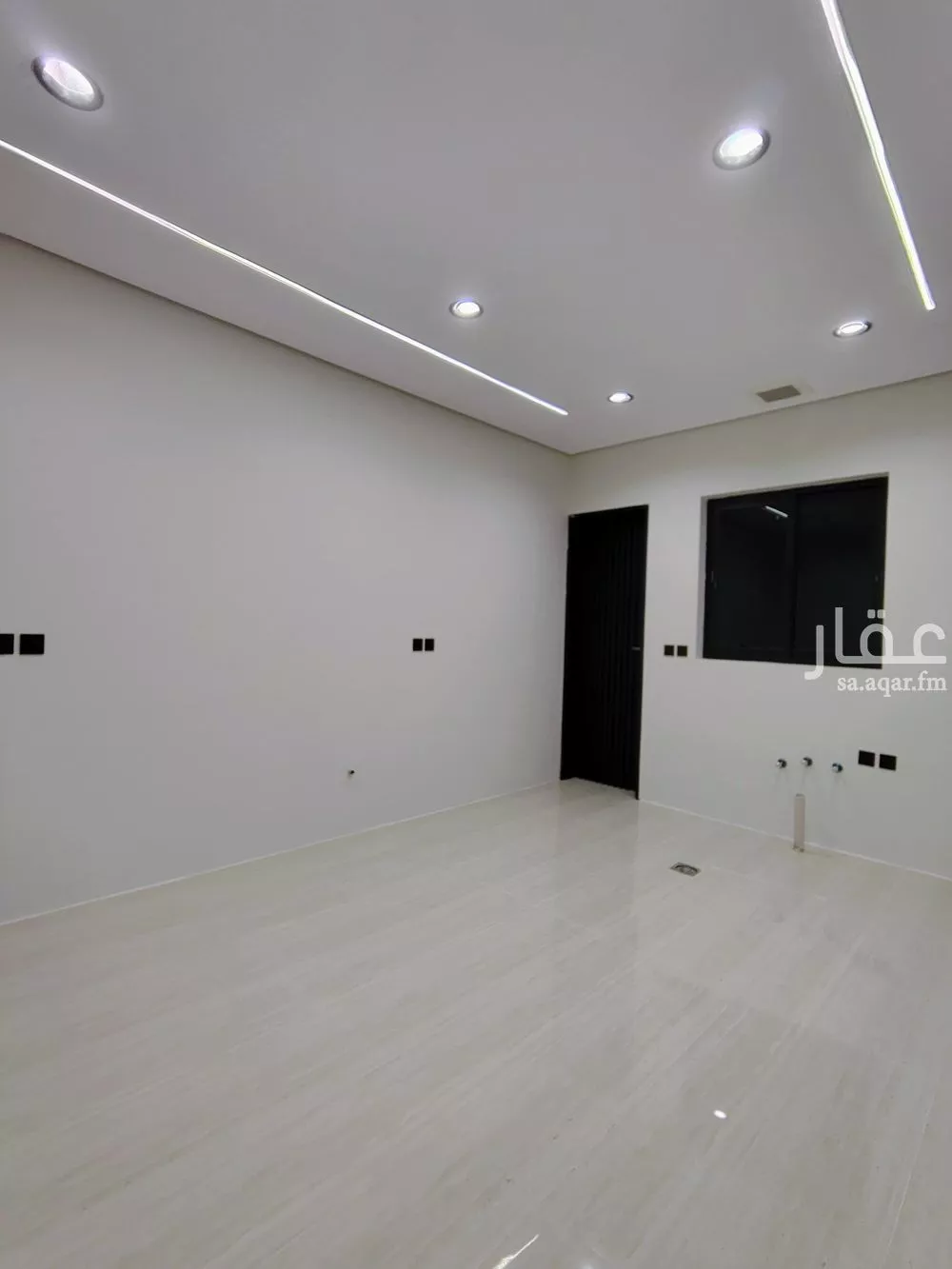 6 bedroom villa in Al Hazm 3
