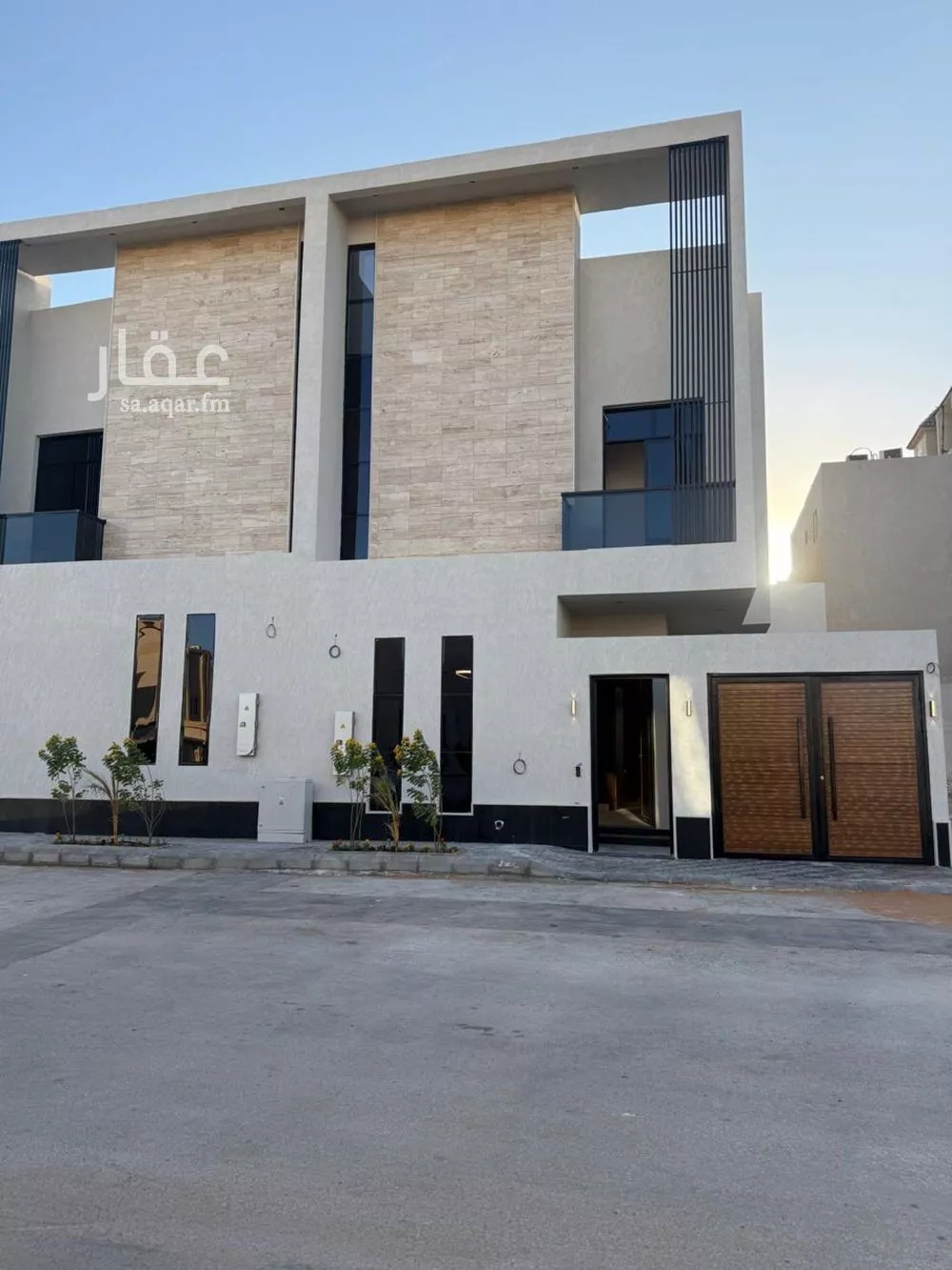 4 bedroom villa in Al Mahdiyyah 2