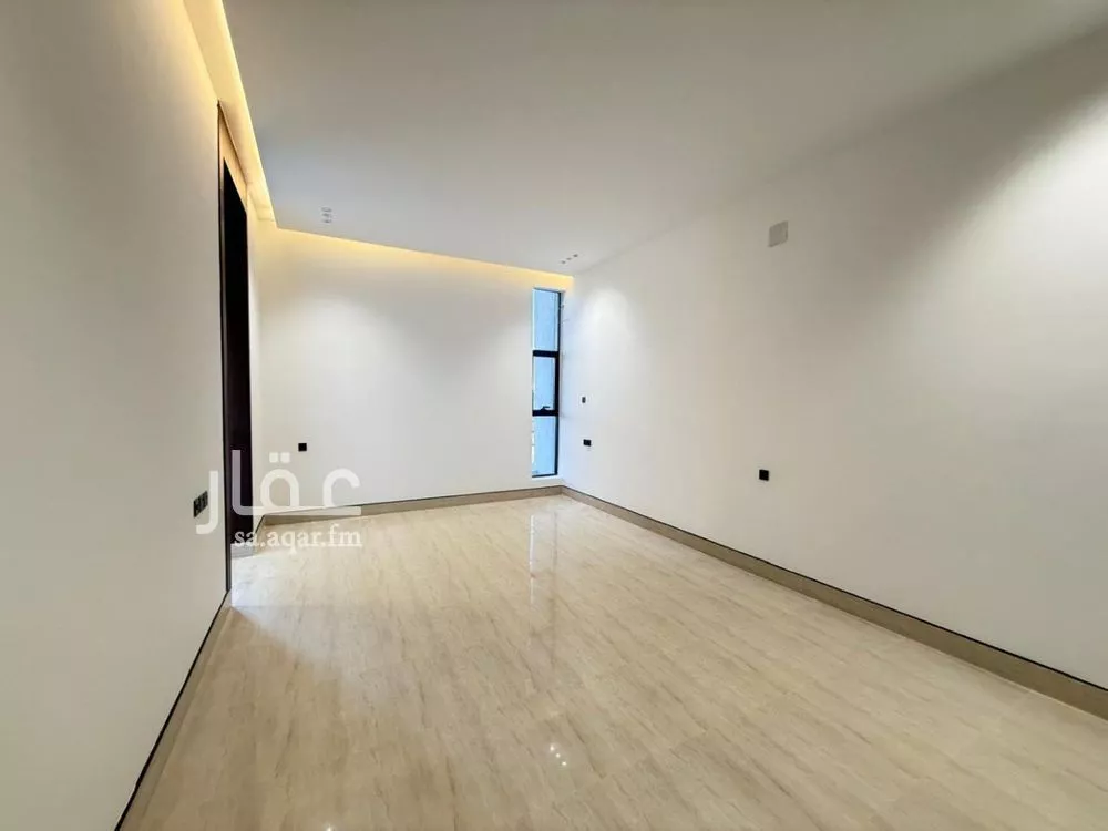 4 bedroom villa in Al Mahdiyyah 13