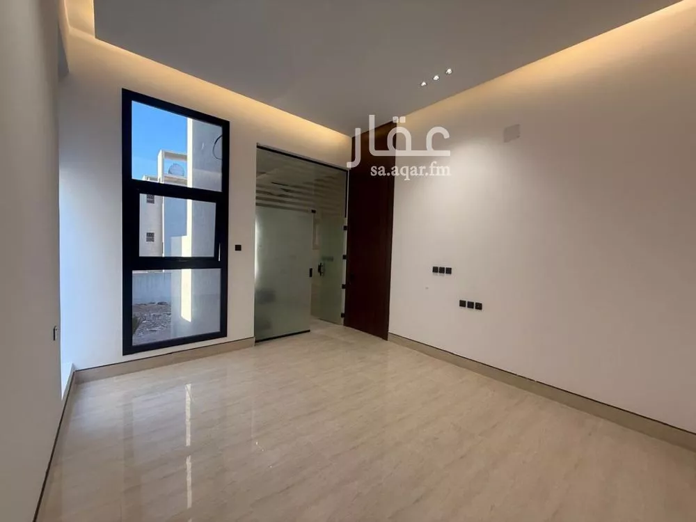 4 bedroom villa in Al Mahdiyyah 18
