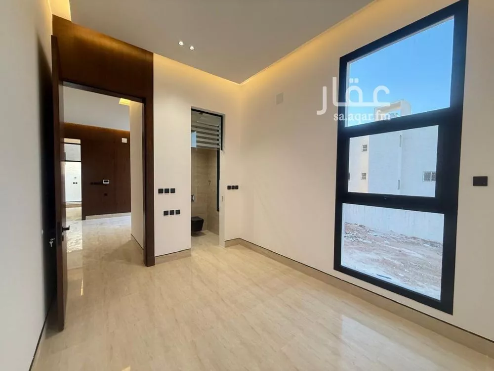 4 bedroom villa in Al Mahdiyyah 25