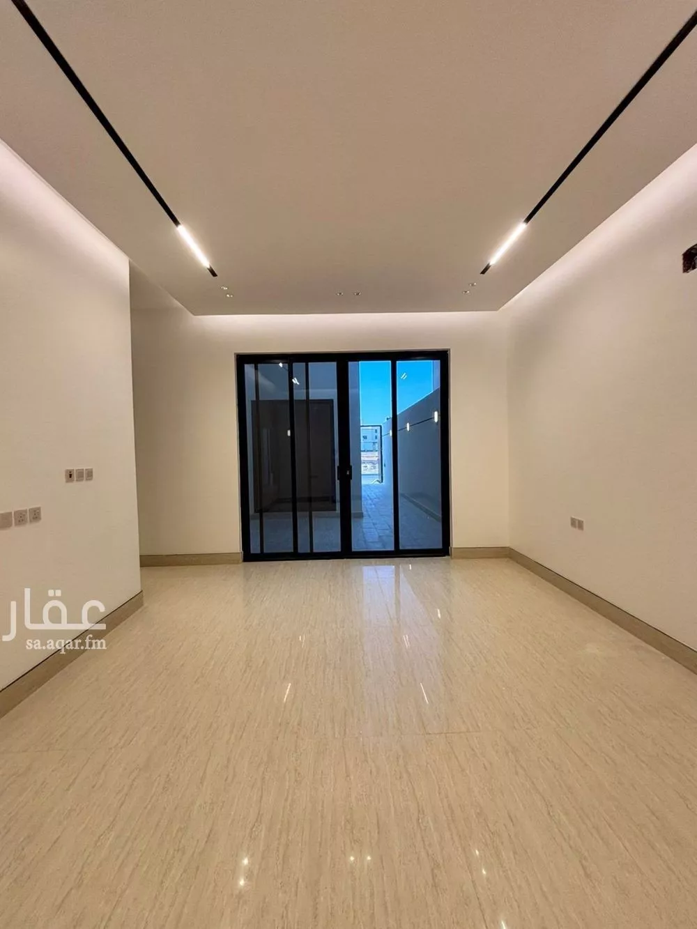 5 bedroom villa in Al Mahdiyyah 9