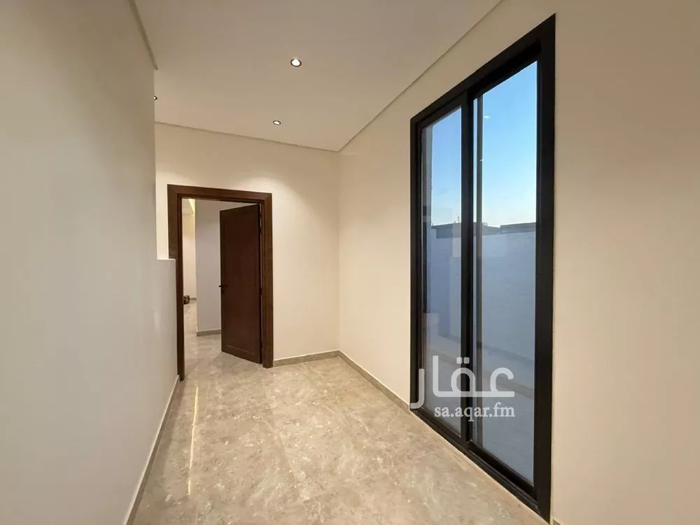 5 bedroom villa in Al Mahdiyyah 26