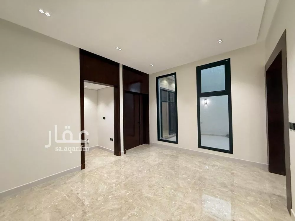5 bedroom villa in Al Mahdiyyah 9