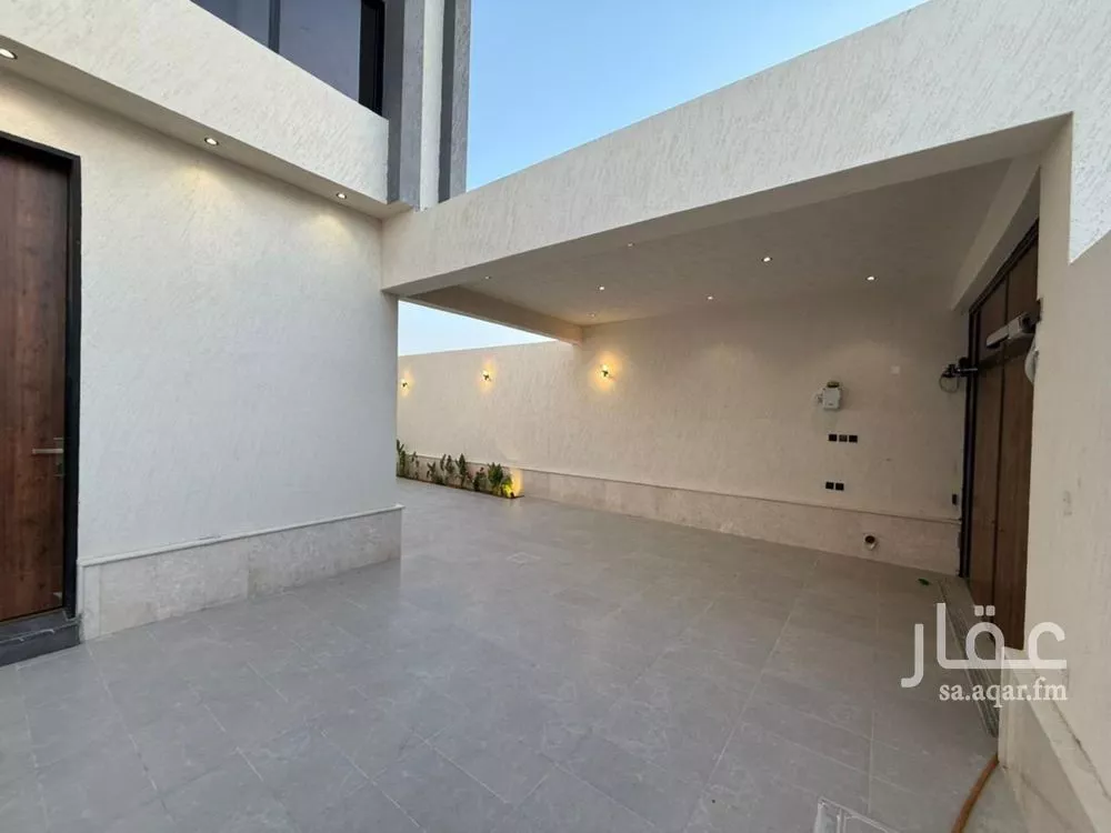 5 bedroom villa in Al Mahdiyyah 14