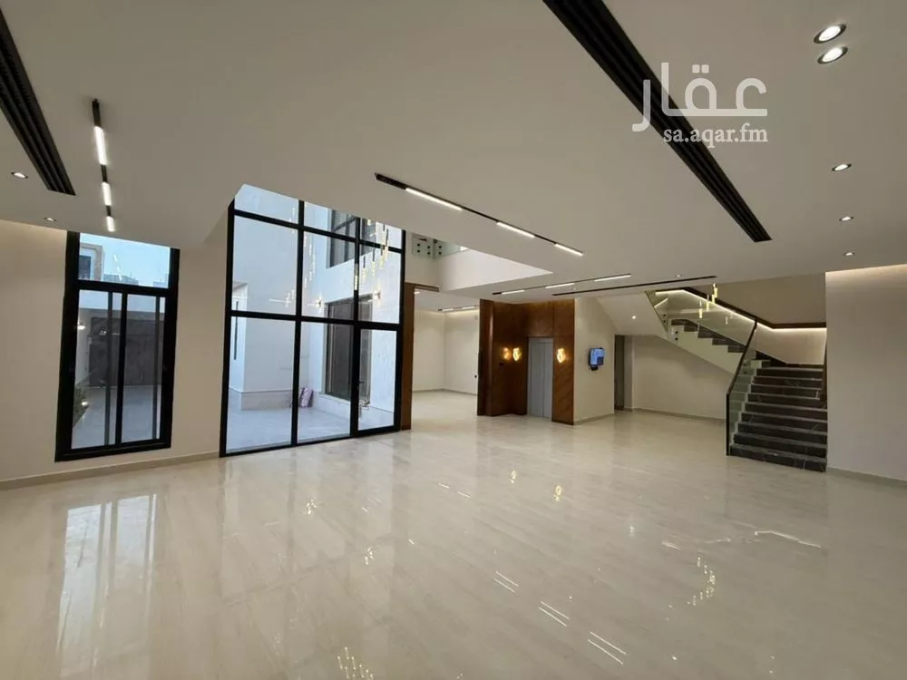 5 bedroom villa in Al Mahdiyyah 15