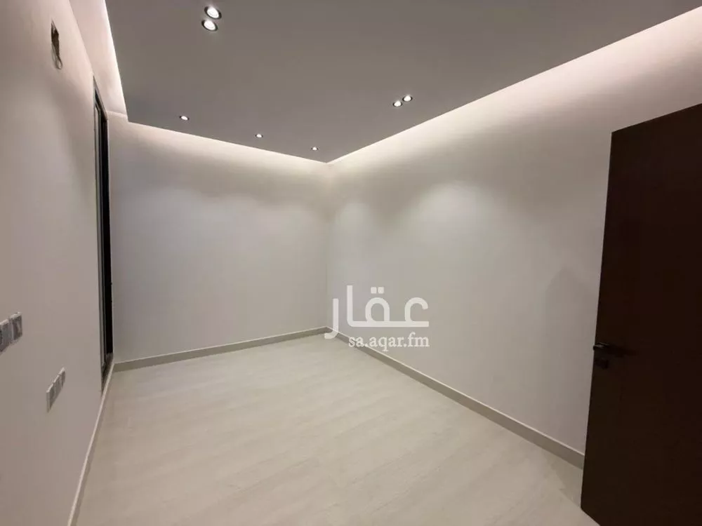 5 bedroom villa in Al Mahdiyyah 19