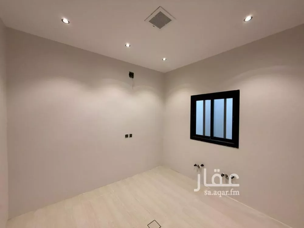 5 bedroom villa in Al Mahdiyyah 21