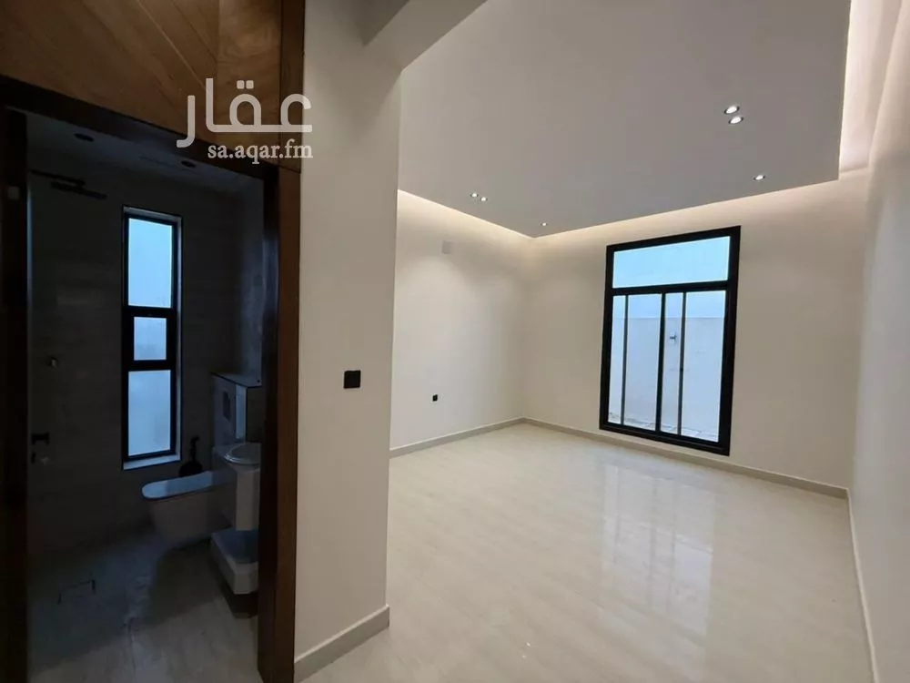 5 bedroom villa in Al Mahdiyyah 23
