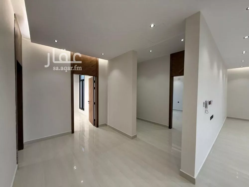 5 bedroom villa in Al Mahdiyyah 7