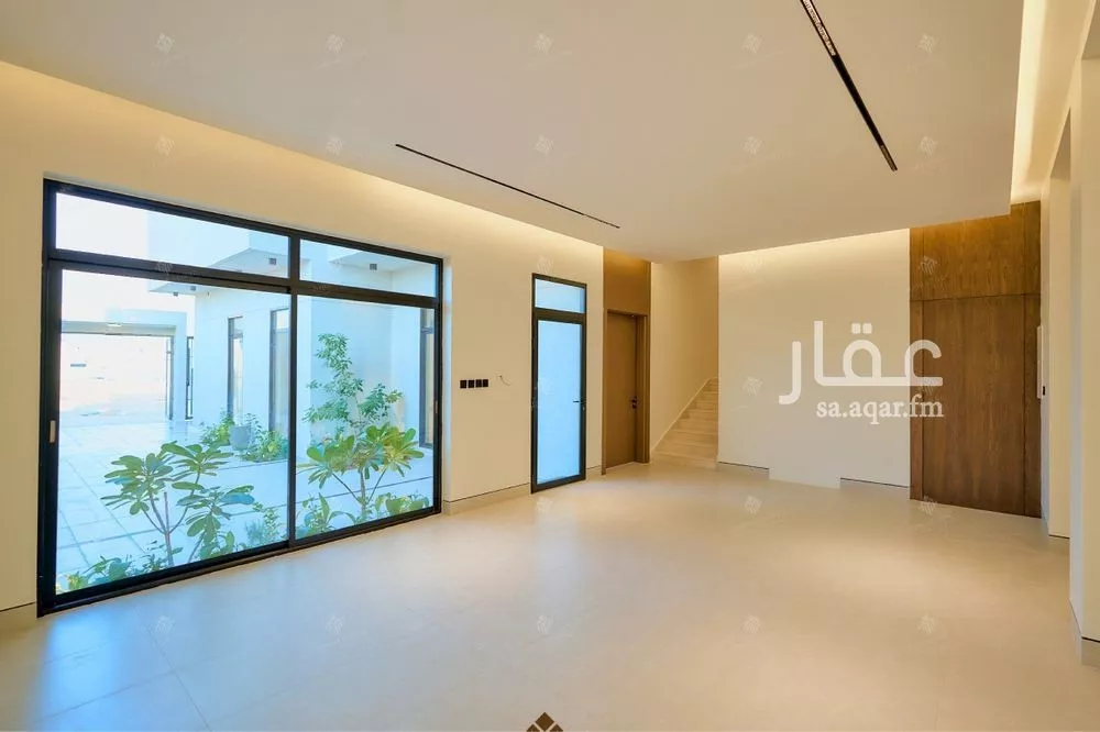 5 bedroom villa in Al Mahdiyyah 25