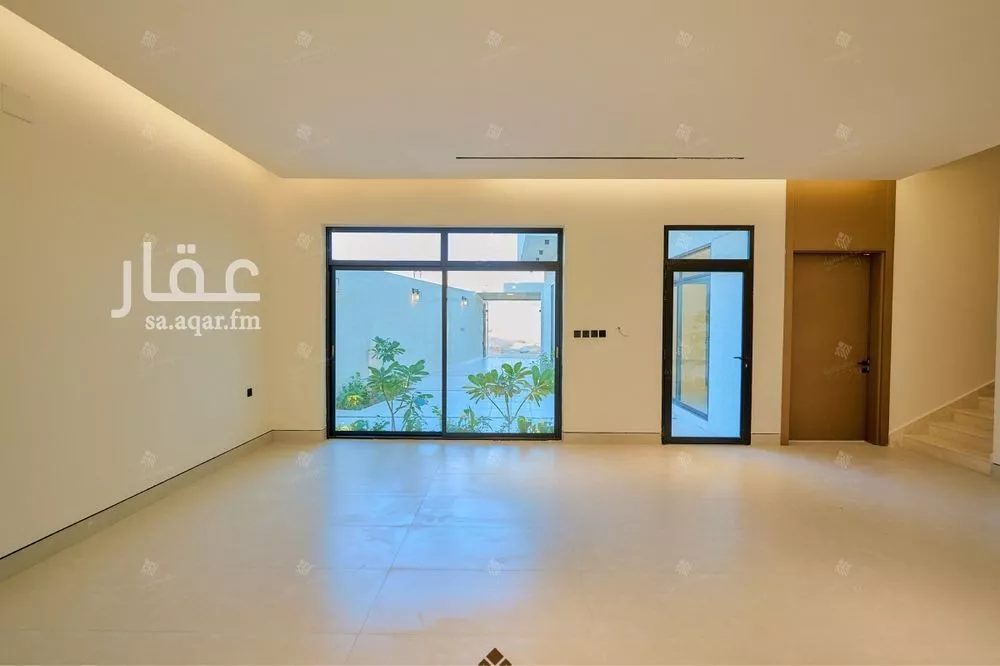 5 bedroom villa in Al Mahdiyyah 28