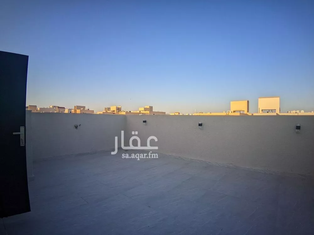 6 bedroom villa in Dhahrat Laban 5