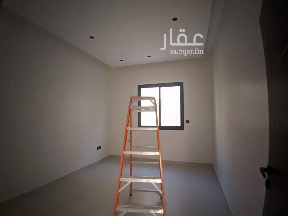 6 bedroom villa in Dhahrat Laban 6