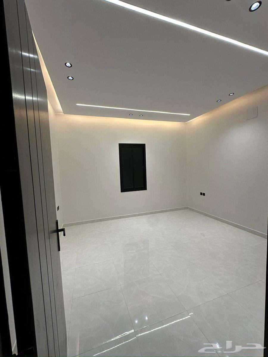 5 bedroom apartment in Al Janadriyah, Riyadh 9