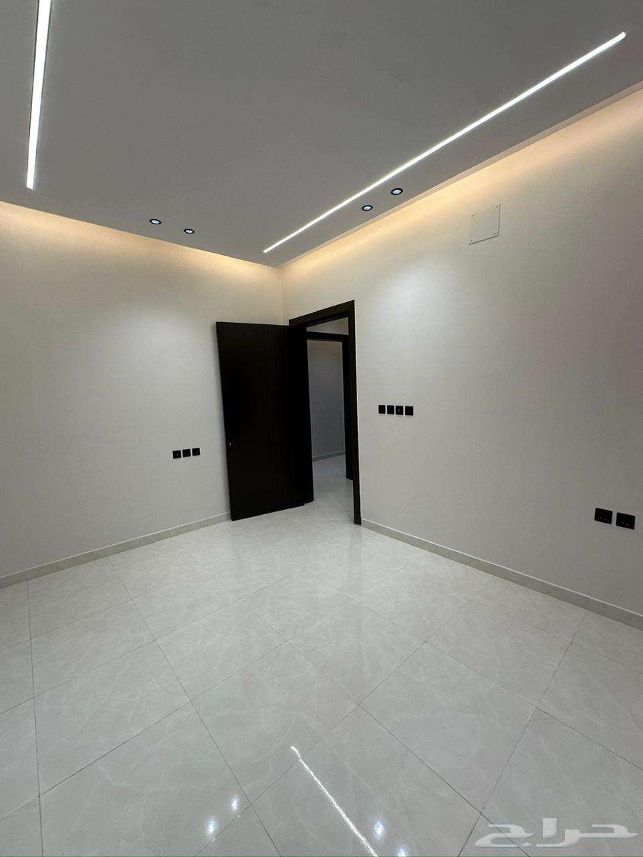 5 bedroom apartment in Al Janadriyah, Riyadh 15
