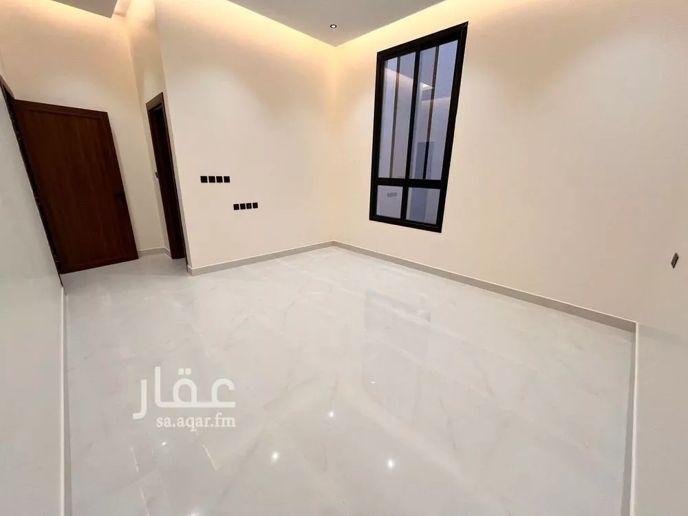 5 bedroom villa in Al Mahdiyyah 13