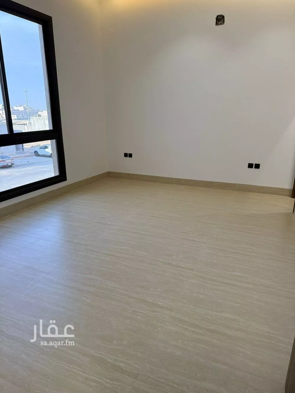 5 bedroom villa in Dhahrat Laban 7