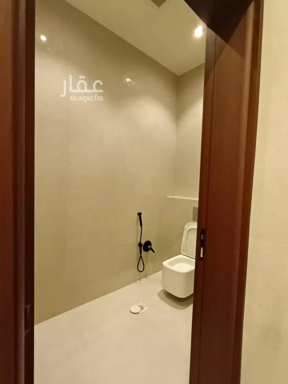 فيلا 7 غرف في ظهرة نمار 9