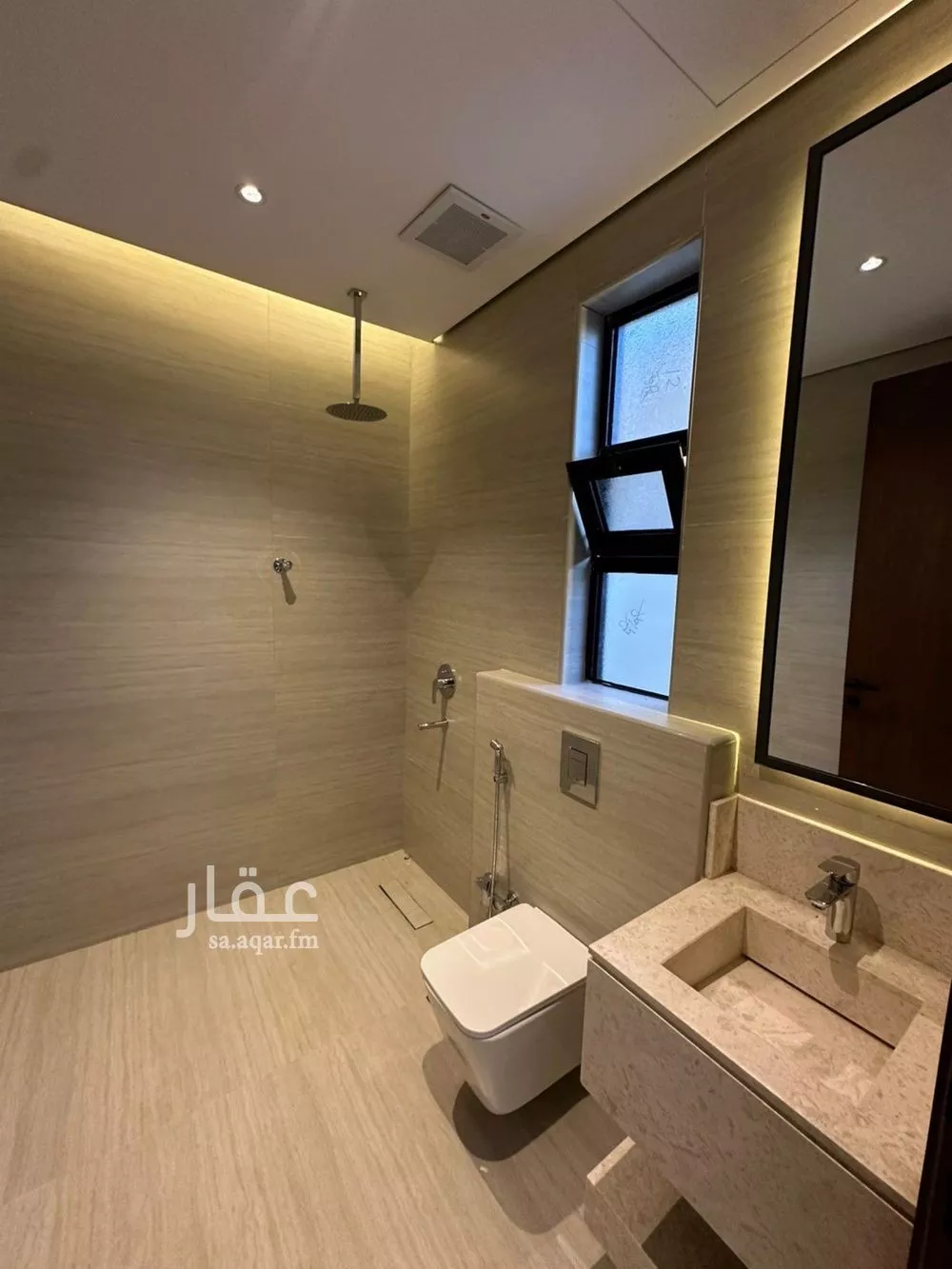 5 bedroom villa in Al Mahdiyyah 18