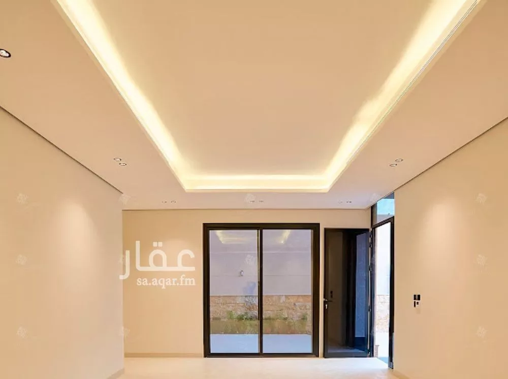 5 bedroom villa in Al Mahdiyyah 11