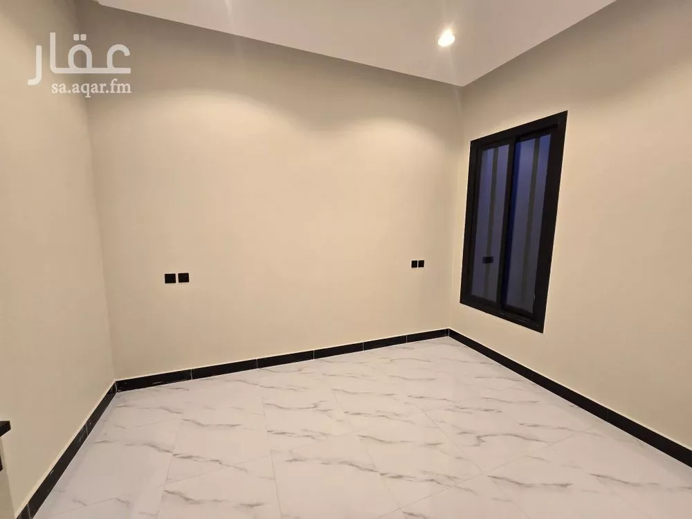 6 bedroom villa in Dhahrat Laban 4