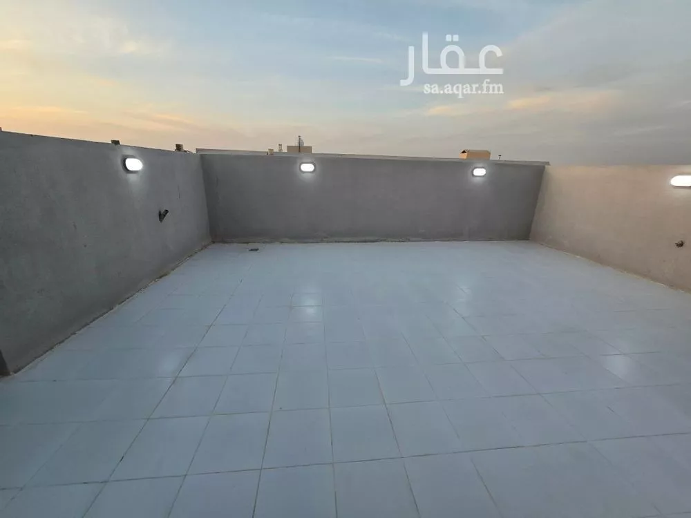 6 bedroom villa in Dhahrat Laban 9