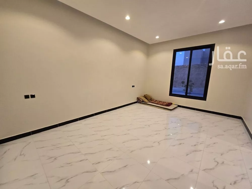 6 bedroom villa in Dhahrat Laban 10