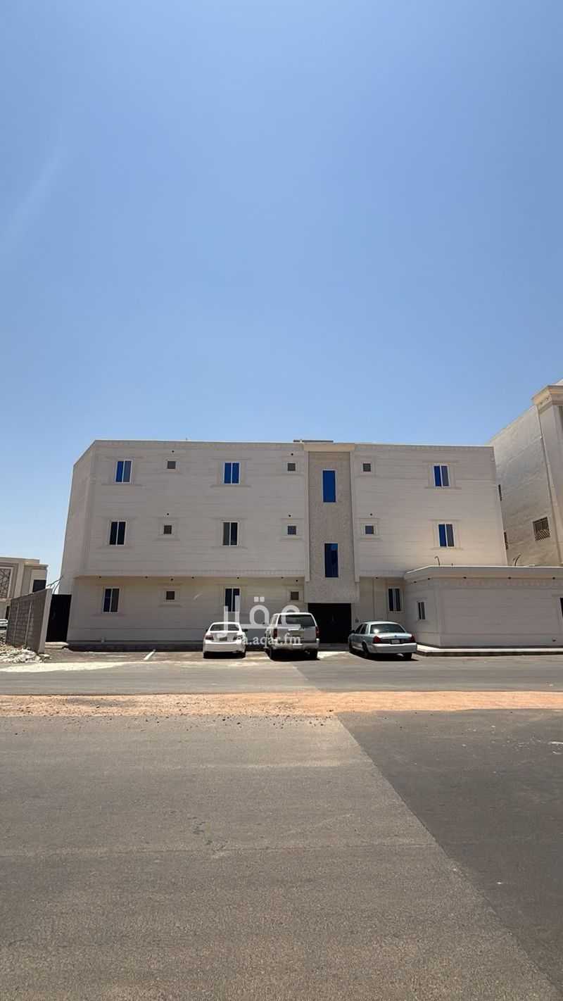 5 bedroom building in King Fahd, Madinah 7