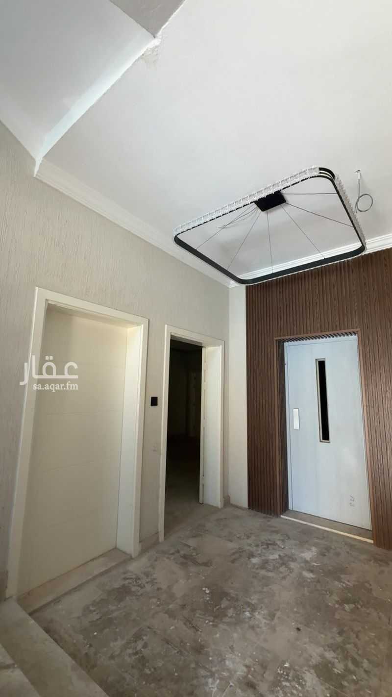 5 bedroom building in King Fahd, Madinah 6