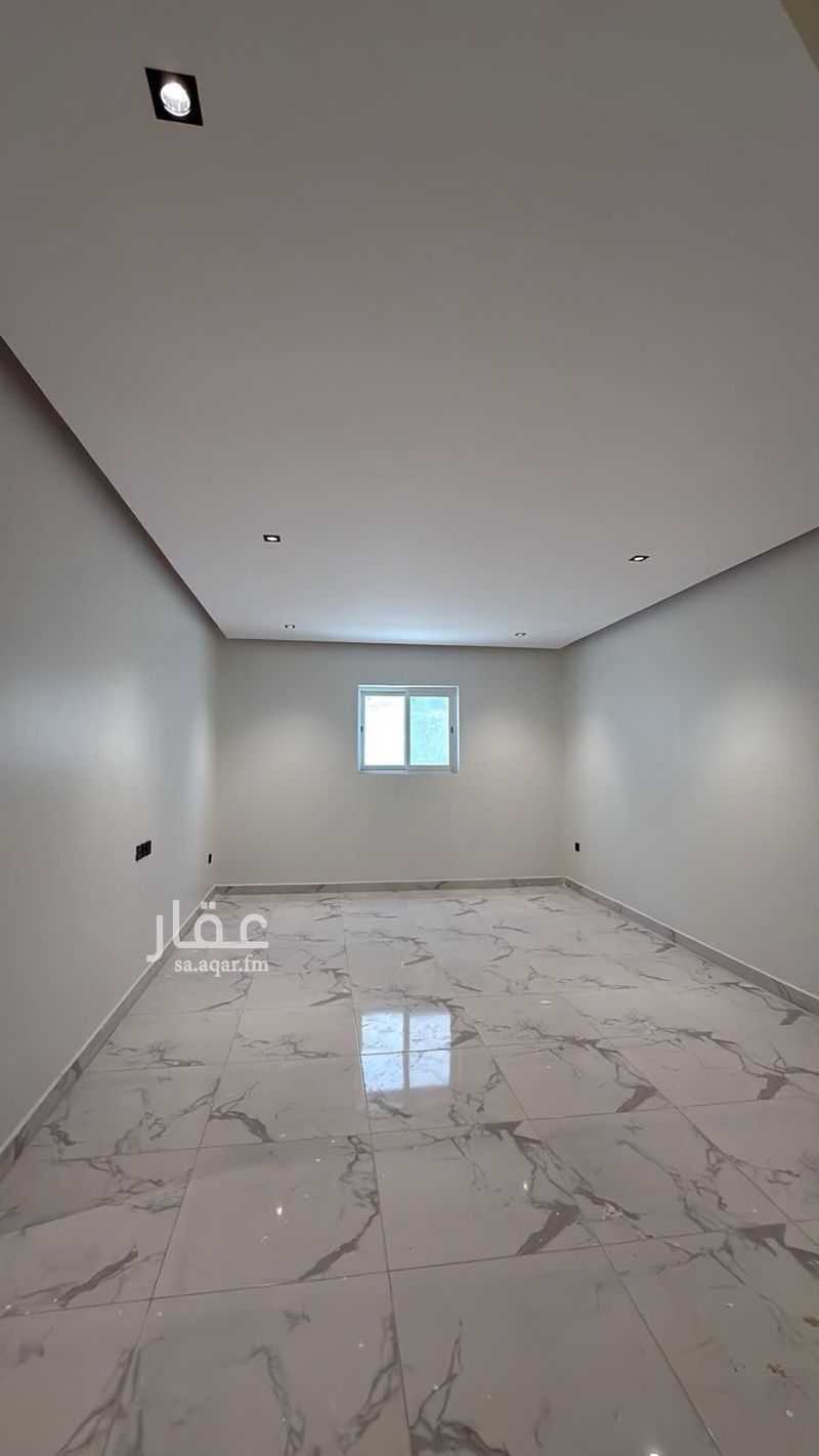 5 bedroom building in King Fahd, Madinah 3