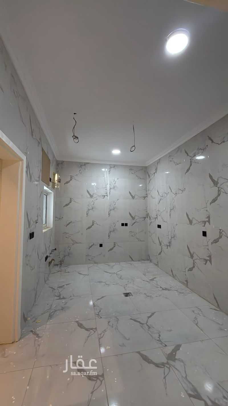 5 bedroom building in King Fahd, Madinah 8