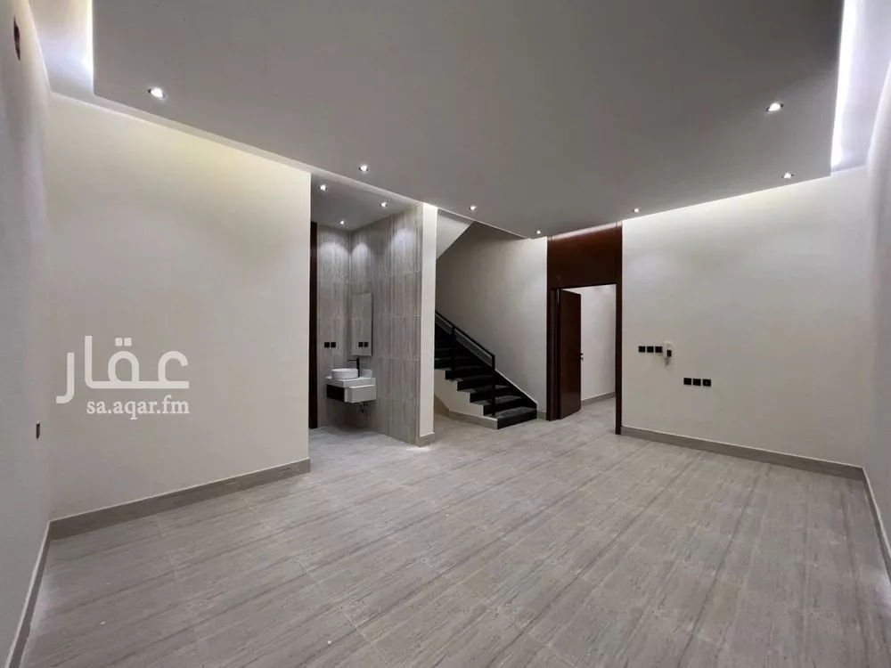 فيلا 6 غرف في طويق 10