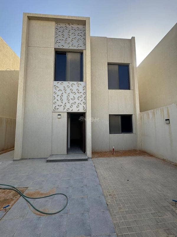 5 bedroom villa in King Khalid International Airport, Riyadh 5