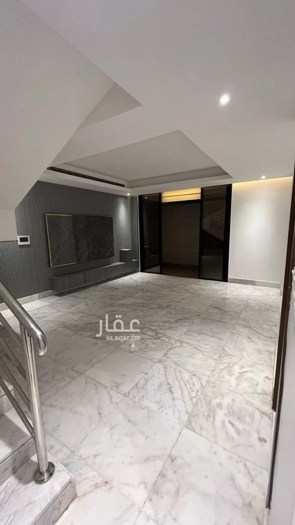 فيلا 4 غرف في الياسمين 12